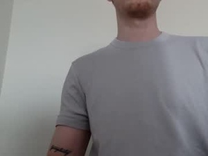 Screenshot from fitgingerguyy webcams