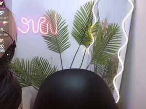 Screenshot from fofi_tay webcams