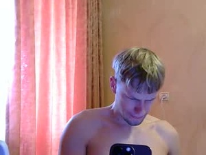 Screenshot from frame_tamer888 webcams