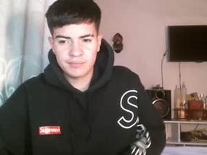Screenshot from franccesco_699 webcams