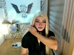 Screenshot from freya_lovestocum webcams