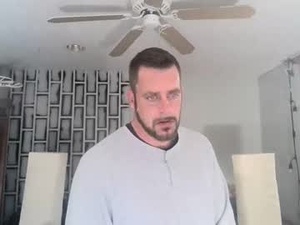 Screenshot from frostydhoman1221 webcams
