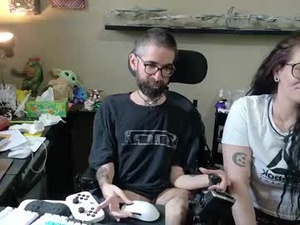 Screenshot from fuck_i_dunno webcams