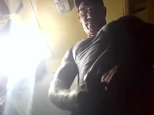 Screenshot from fukyeehaw73 webcams