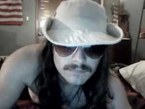 Screenshot from fullyloadedgonzo webcams