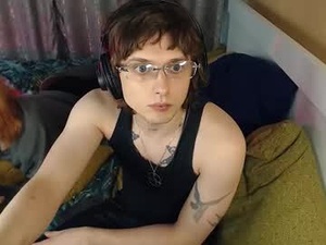 Screenshot from g1vememoney webcams