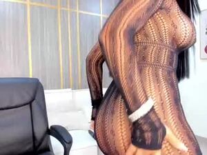 Screenshot from gabby_whitte webcams