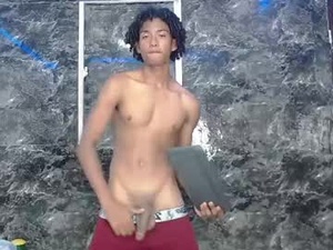 Screenshot from gabi_gol webcams