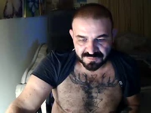Screenshot from gaybearhun webcams