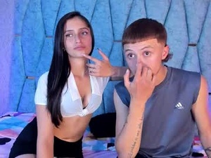 Screenshot from genesis_and_jack webcams