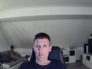 Screenshot from germancouple1000 webcams