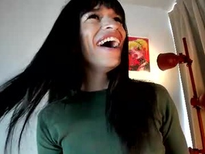 Screenshot from gia_demiee webcams