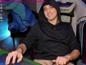 Screenshot from gil_gamesh2nd webcams