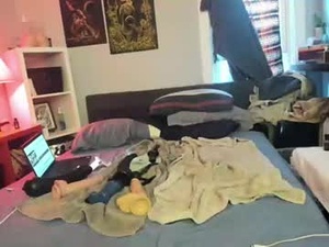 Screenshot from ginger_binj webcams