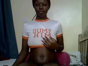 Screenshot from girlnextdooh webcams