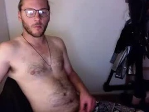 Screenshot from glassesfetishist2025 webcams