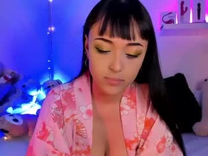 Screenshot from gloomydoll webcams