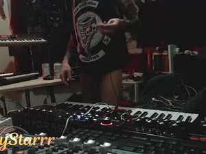 Screenshot from glorystarrr webcams