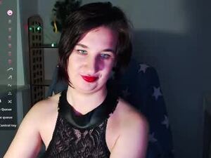 Screenshot from goddess_sophie99 webcams
