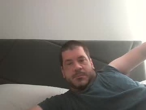 Screenshot from goincrazy20 webcams