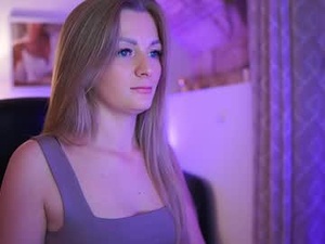 Screenshot from gold__blond webcams