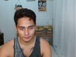 Screenshot from goodcaresweetboy webcams