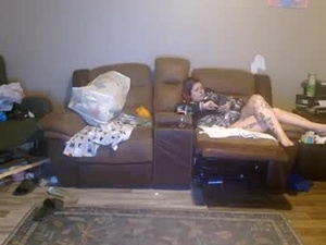 Screenshot from gothiccgoddess21 webcams
