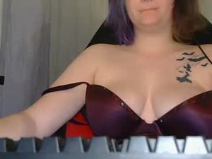 Screenshot from greektragedy69 webcams