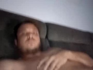 Screenshot from greyeyes94 webcams