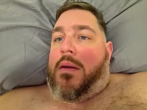 Screenshot from grizzly_uncut webcams