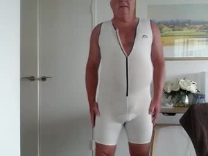 Screenshot from gstring_aussie_phil webcams