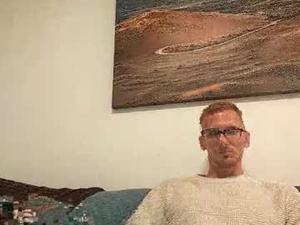 Screenshot from guynextdoor413389 webcams