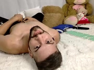 Screenshot from hadespersefone999564479 webcams