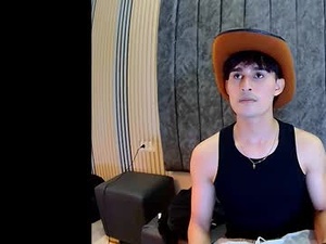 Screenshot from hamsel_dallas webcams