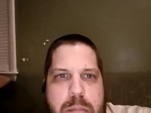 Screenshot from handsomedaddy198924 webcams