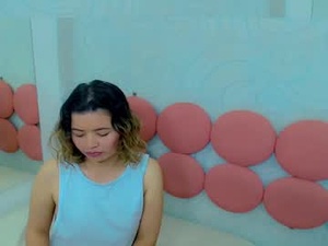 Screenshot from hannakimm69 webcams