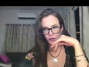 Screenshot from hannareyesss webcams