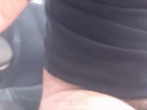 Screenshot from hardasarockinyourhands webcams