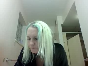 Screenshot from heaven6869 webcams