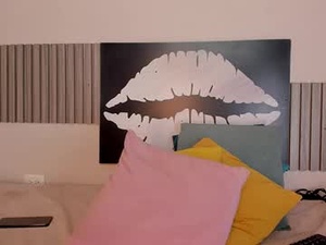 Screenshot from helena_cole webcams