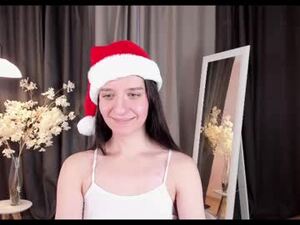 Screenshot from helentasty_ webcams