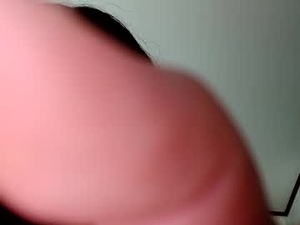 Screenshot from hello098712 webcams