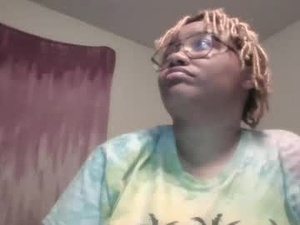 Screenshot from heytherelovelygurl123 webcams