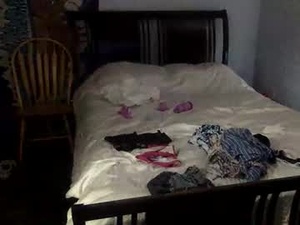 Screenshot from hi_there3321 webcams