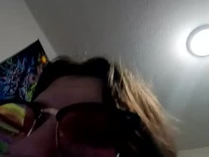 Screenshot from hippiemoonsoul02 webcams