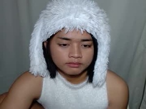 Screenshot from hoelyhanabi webcams