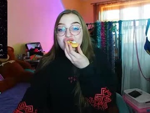 Screenshot from holyweed420 webcams