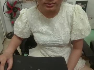 Screenshot from honeybaby2k webcams