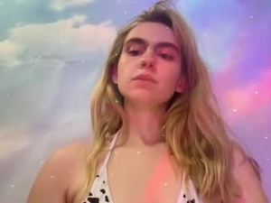 Screenshot from honeyxlimbed webcams