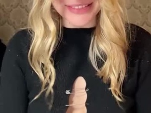 Screenshot from hot4joy webcams